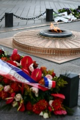 La tombe du Soldat inconnu, sous l’Arc de Triomphe